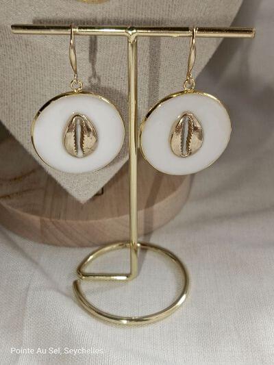 Earrings by Mon Labouzi